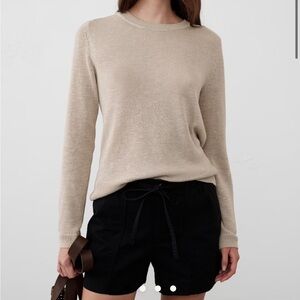 Banana Republic merino wool sweater. Size medium. Cream / Tan Color